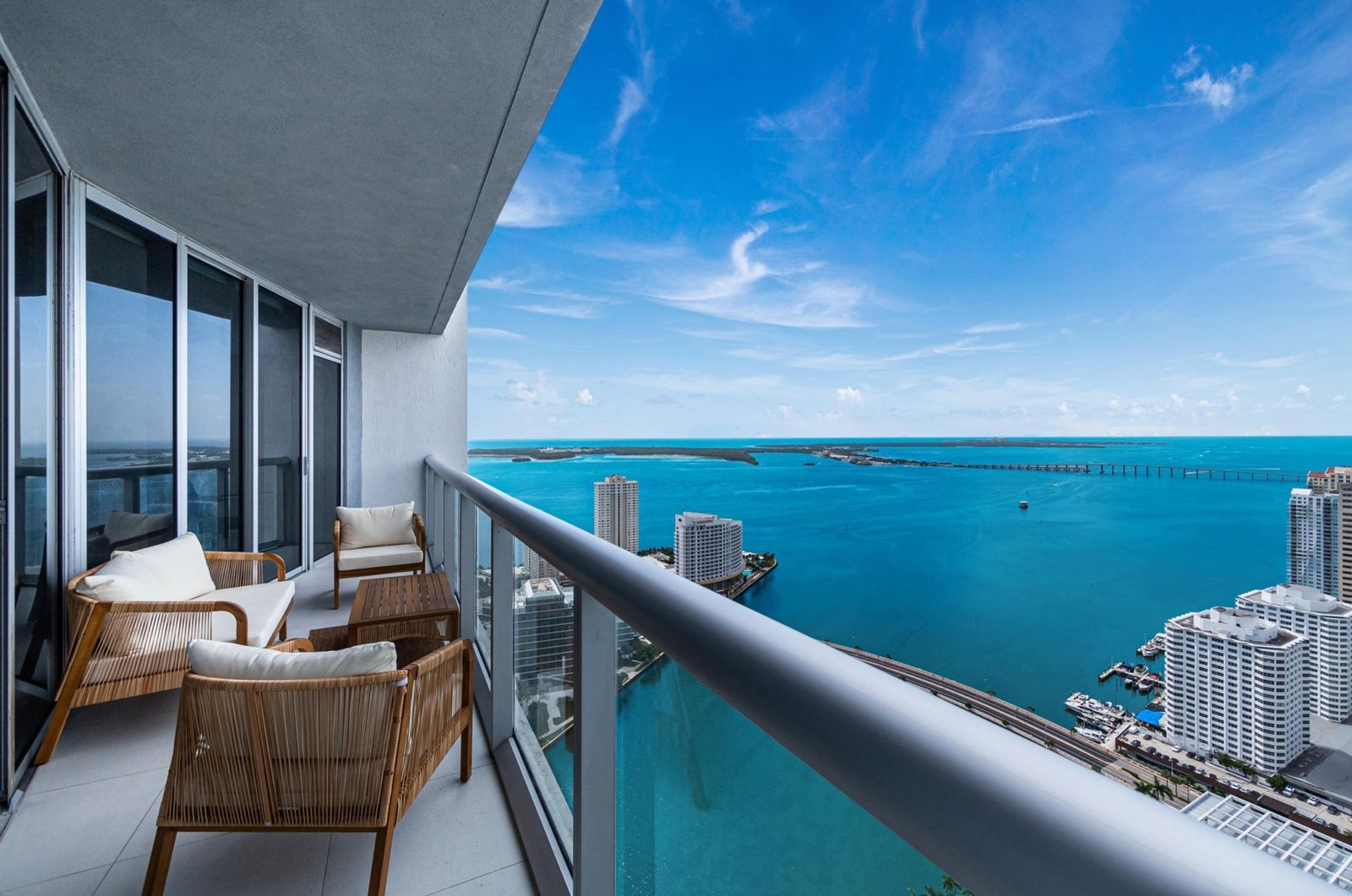 12. 495 Brickell Ave #4509, Miami - Condo For Sale - Icon Brickell II - Arnaud Homburger - Agent immobilier Miami